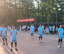 关于玩出花招赢得胜利，毫无悬念引领胜势的信息