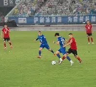 关于北京队在客场惨败，将在下场比赛中寻找机会反击的信息